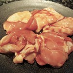 あみやき亭 - 旨味若鶏 280円（税別）。