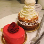 ル・ジャルダン・ブルー - バナナモンブラン（奥）