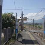 釜あげうどん 長田 in 香の香 - 金蔵寺駅は無人駅だったこともあって、車掌さんに切符を渡してホーム上を移動し