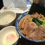 ラーメン雷鳥 - 