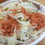 ラーメン二郎 - 一味投下