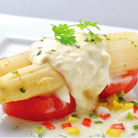 ナバーラ産　極太アスパラガスのサラダ