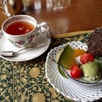 レストランテ 風 - 紅茶と黒胡麻のブランマンジュ