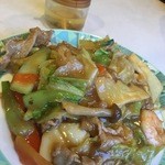 広州園 - 什錦炒麺(やわらかい焼きそば)　750円
