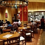 拉拉飯店 - 『拉拉飯店』さんの店内の雰囲気～♪(^o^)丿