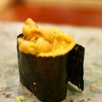 鮨 たかはし - ムラサキウニ軍艦