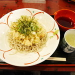 碗宮 - 本日の天ぷら うどん又は蕎麦又はお重￥１２００