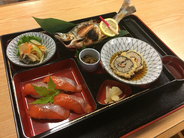 チップ ヒメマス 料理と寿司と蕎麦 支笏湖畔の食事処 By グルメハンター 酔いどれ天使 お食事処 寿 ことぶき 千歳市その他 そば 食べログ チップ ヒメマス 料理と寿司と蕎麦 支笏湖畔の食事処 By グルメハンター 酔いどれ天使 お食事処 寿 ことぶき 千歳市その他 そば 食べログ