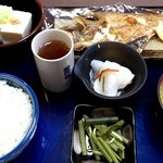 Horiuchi Shiyokudou - 焼き魚定食