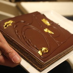 ル サロン ジャック・ボリー - ビターなチョコケーキ