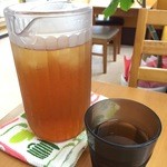 ななほし食堂 - 麦茶です
      
      アイスティーではありません