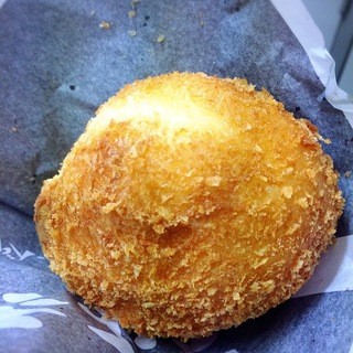 炭火焼肉たむらのお肉が入ったカレーパン屋さん_2