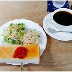 苺家 - 料理写真:モーニング　￥400-