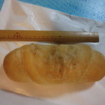 麦2 - 塩パン（約11cmの長さのプチパン）