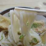 讃岐うどん がもう - 麺はモチモチ感と程よいコシが感じられ、タレは透明感がありながらもカツオなどの美味しさたっぷり。ちくわ天が大きめで中々の美味しさでした。