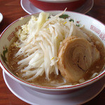 活龍 - 豚そば 780円（にんにく増し、あぶら少なめ）