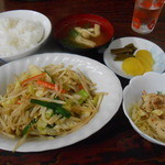 壷 - 野菜炒め定食　650円
            