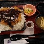 大戸屋 - 特製ソースチキンかつ重（大盛）