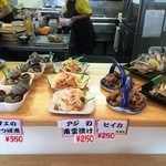 みのり家 - 時間があればじっくり食べたい1品が並びますねぇ