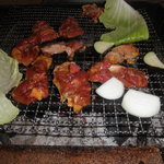 らくだ山 地鶏の店 - 囲炉裏で焼き