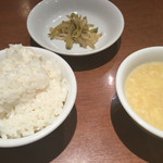 新亜飯店 - 