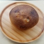 ラ ロッタ ベーカリー - 「全粒粉　りんごのパン」180円税込