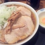 大勝軒 - 生卵５０円もつけてみました。