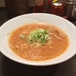すみれ - ラー博は俺の社員食堂。  ミニ味噌ラーメソ！  そろそろアシアシの味噌ラーメソの季節は終わりかな。はは。