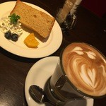 KEN'S CAFE - シフォンケーキ、カプチーノ
