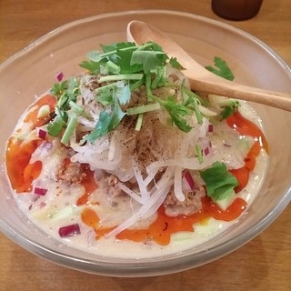 鶏ポタラーメンTHANK お茶の水