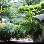 Rokusei - 窓からは、疏水が見えました。