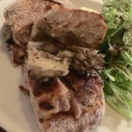 パーラー江古田 - チキンと舞茸のオーブン焼き(チャパタ)ぱかっと開けてみました。