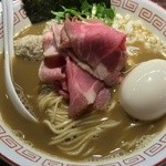 らぁめん小池 - 濃厚特製、スープがオリーブ（緑）色