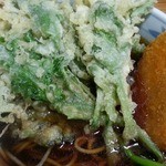 加賀 - 野菜コロッケ蕎麦＋春菊天　2016.5