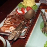 Ruen Mallika Royal Thai Cuisine - ヤキブタ