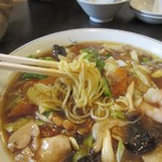 中国料理 山久 - 麺、多加水麺系。硬め可。