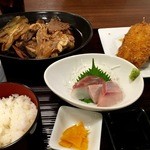 楽然 - お風呂屋さんのご飯ではレベル高いです