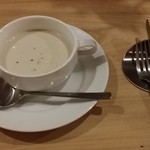ワインバールケ - 【H28.6.3】新玉ねぎのポタージュ５００円。
