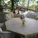 ボンジュール・プロヴァンス - まさにフランスの片田舎のような雰囲気