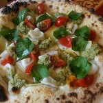 アル ソリーソ - イカとお野菜バジルペーストのピッツァ