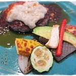 四季彩鉄板くさの - 和牛と桃太郎豚のハンバーグ　　　自家製豆腐のせ