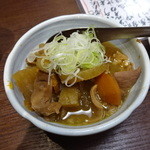 蔵元居酒屋 清龍 - もつ煮込み：300円外税 (2016/6)
