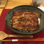 うな丼　中
