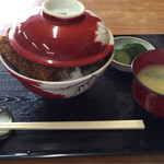 五十番 - フタが閉まらない…。