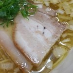 ひかり食堂 - 塩そば：焼豚美味い♪