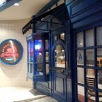 Spoon House Bakery & Restaurant - 