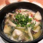 牡蠣バル - 牡蠣とキノコのアヒージョ