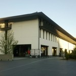 朝の和順会館です。