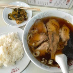 大芳飯店 - チャーシュー麺 & ライス中