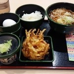 ゆで太郎 - 2015/12 レビュ12回目 納豆 360円（納豆、生卵、かけそば、ご飯）+　かきあげ（サービス券利用）